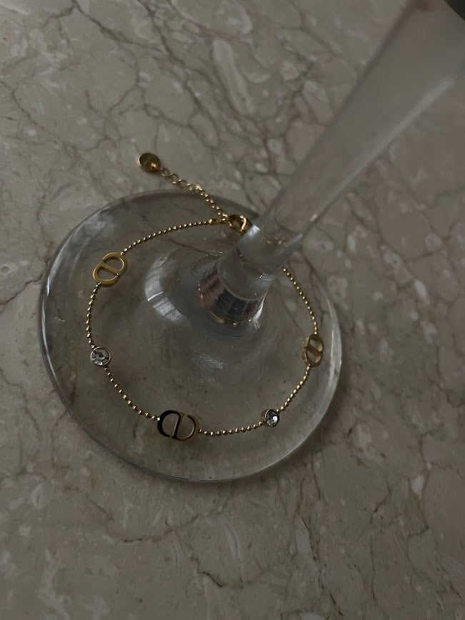 DIONE